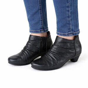 NAOT‎ Women 38 US 7.5 Ruched Black Leather Ankle Boots Bootie Comfort Shoe